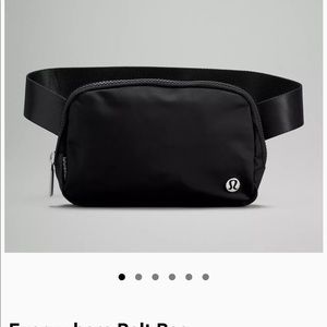 Lululemon Everywhere Belt Bag